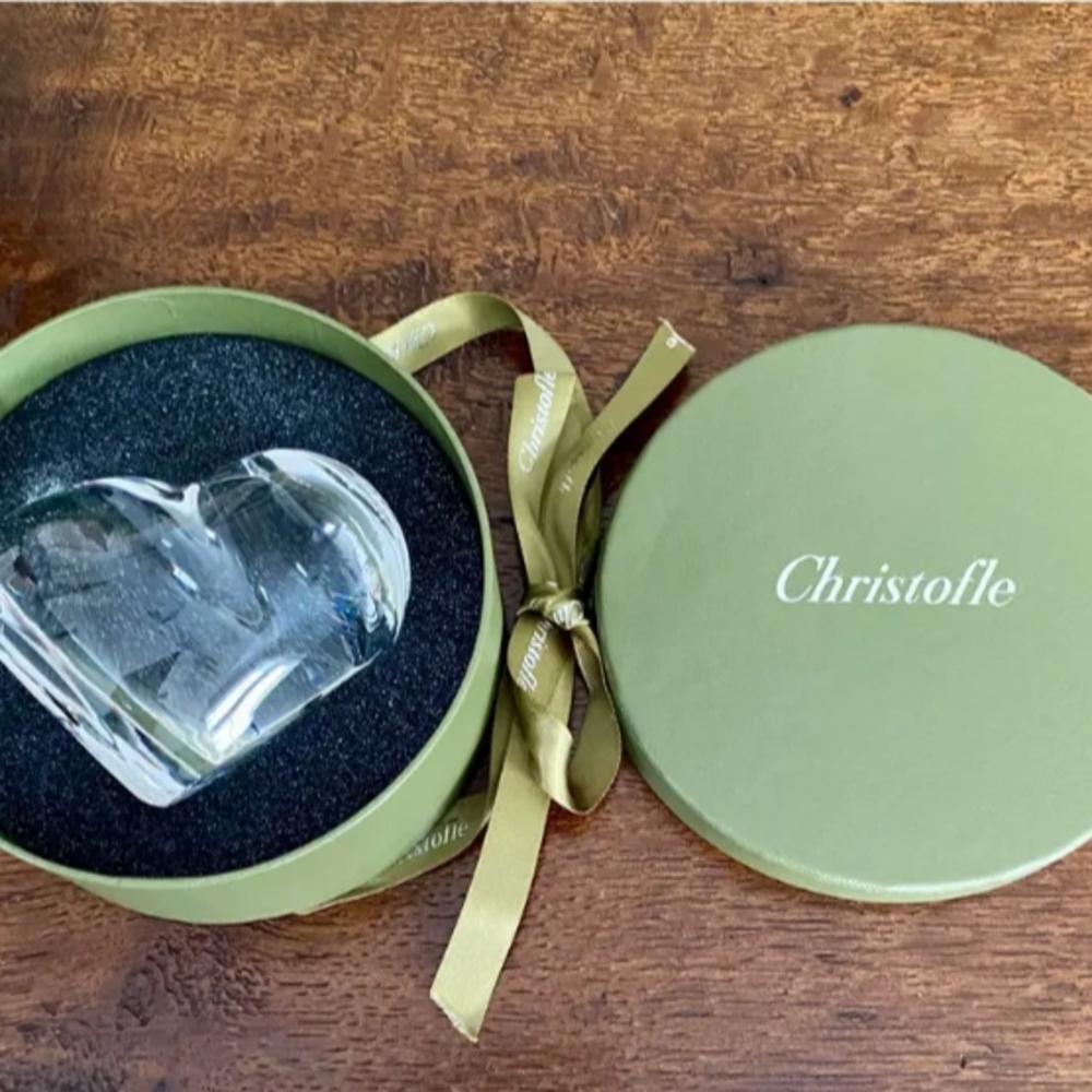 Christofle Crystal Heart Paper Weight - Picture 4 of 7